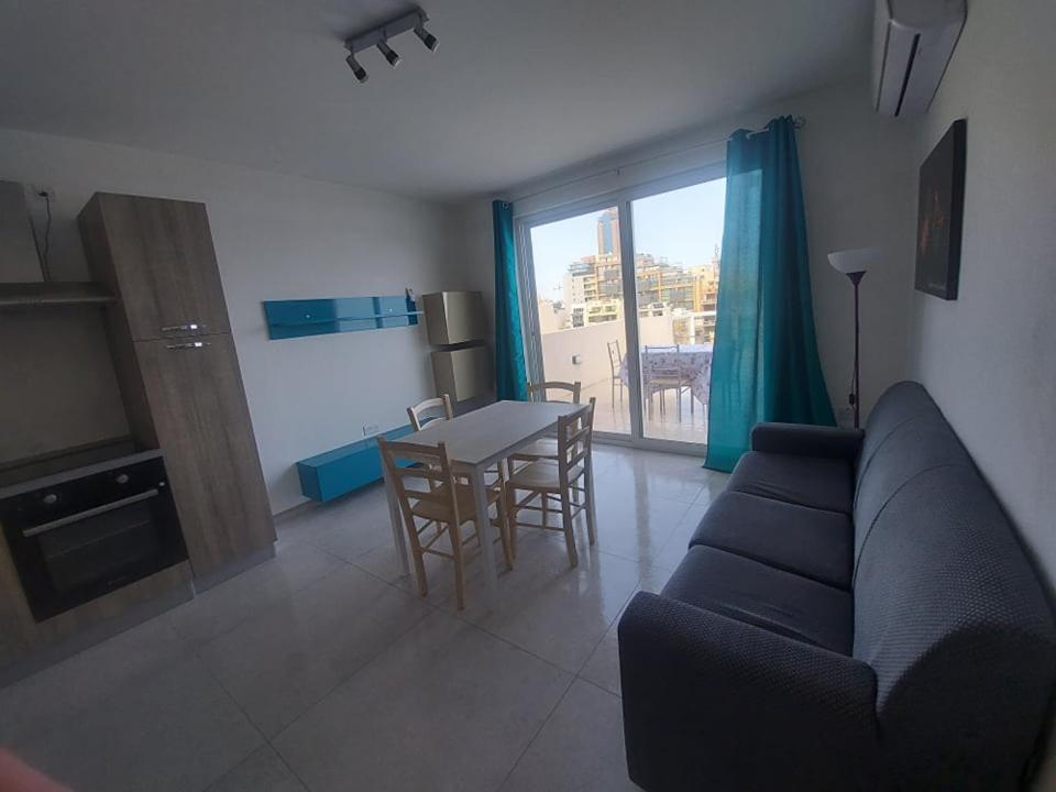 St Julians Bay Sea Front Apartments Saint Julian's Eksteriør bilde